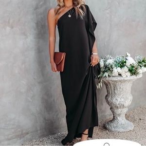 NEVER WORN elegant black dress